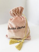 Baddie Lashes. Roze fluwele trek zakje - 10 x 15 cm