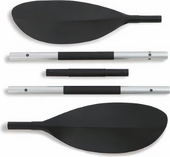 Twee zwarte peddelbladen met aluminium schachten en een verbindingsstuk.
