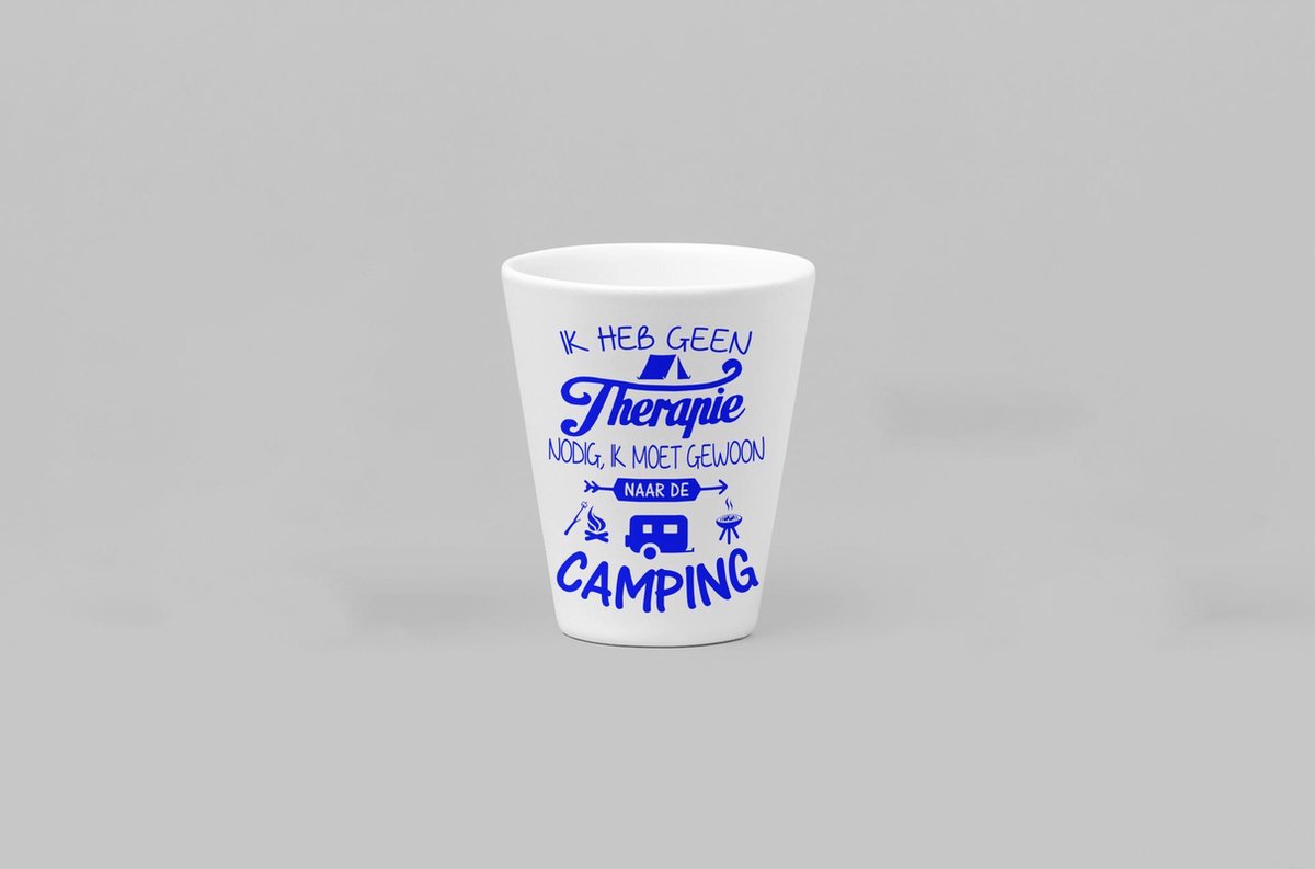 Passie voor stickers Witte koffie mok / beker / Latte met tekst: Ik heb geen therapie nodig ik moet gewoon naar de camping