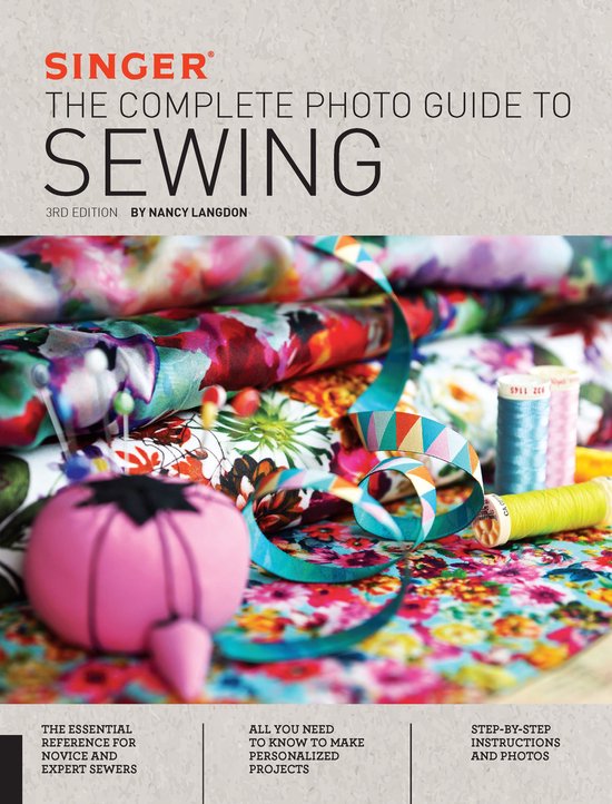 Singer: The Complete Photo Guide to Sewing - cover