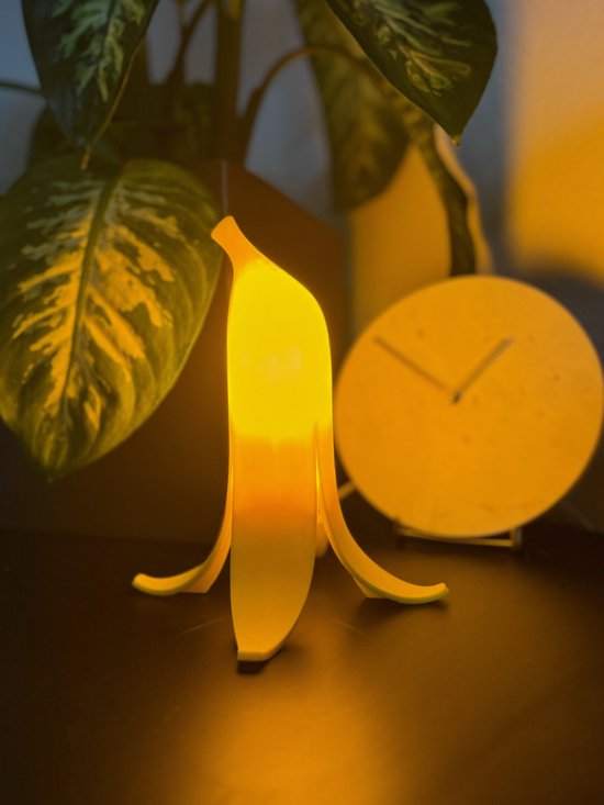 Bananenlamp Verlichting | Bananenschil Nachtlampje Voor Kinderkamer of Slaapkamer | Lampje In De Vorm Van Banaan | Mario Geïnspireerde Lamp | 3D print | Paddenstoel Mushroom Lamp