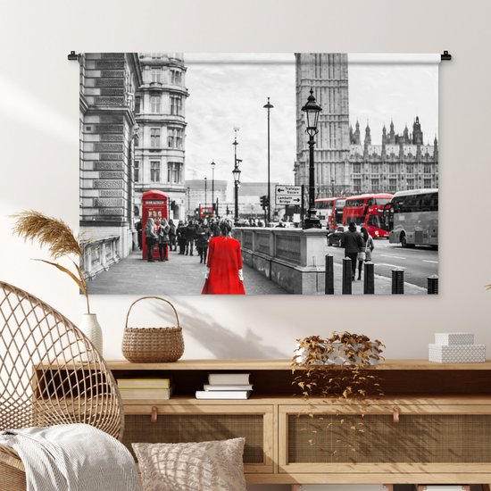 Wandkleed Rood zwart wit - Zwart-wit foto van een vrouw in een rode jurk Wandkleed katoen 120x80 cm - Wandtapijt met foto