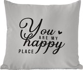 Buitenkussen - You are my happy place - Spreuken - Quotes - Liefde - 45x45 cm - Weerbestendig