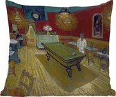 Sierkussen Buiten - Het Nachtcafé - Vincent van Gogh - 60x60 cm - Weerbestendig