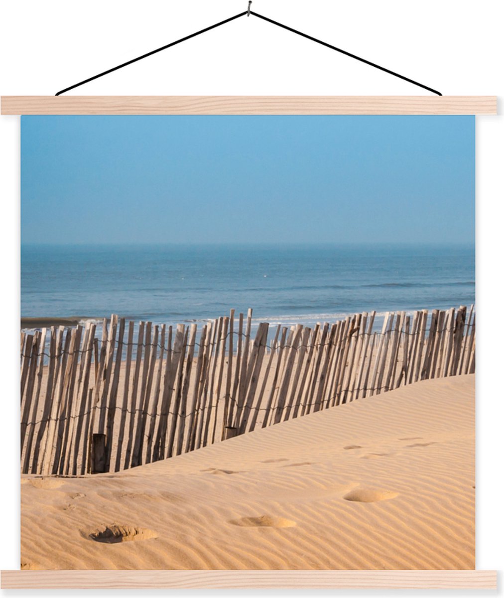 Posterhanger incl. Poster 60x60 cm - Schoolplaat - Strand - Zee - Palen - Textielposter - 