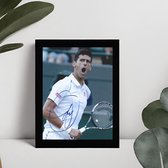 Novak Djokovic Ingelijste Handtekening – 15 x 10cm In Klassiek Zwart Frame – Gedrukte handtekening – Goat of Tennis - Wimbledon - Rolland Garros