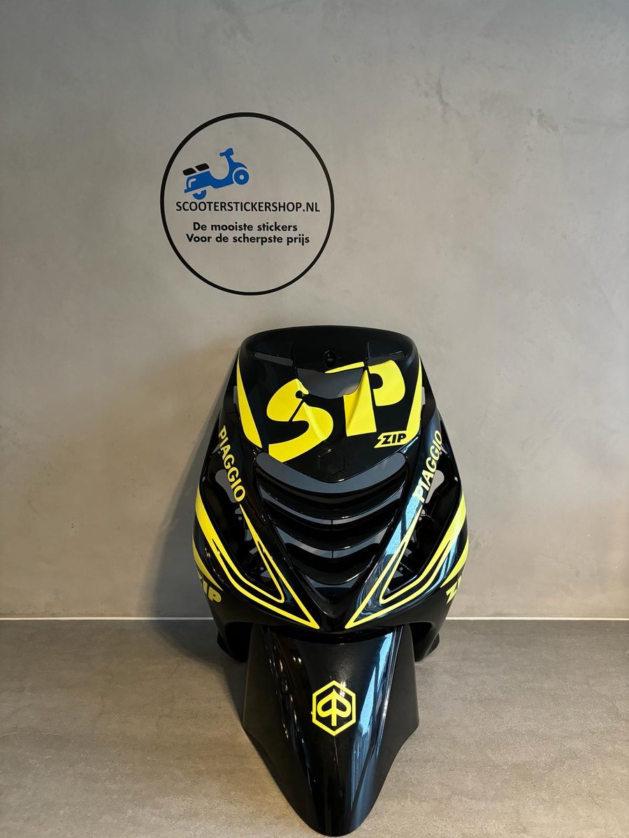 Piaggio Zip Stickerset - Piaggio Zip SP set - Zip SP - Scootersticker - Scooter Accessoires - Voorkap - Mat Geel