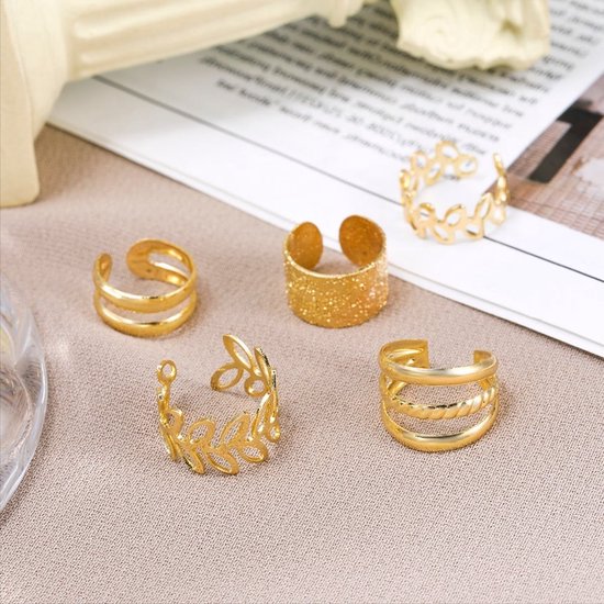Fake piercing in zilver 925% met een ketting - Evy's Secrets