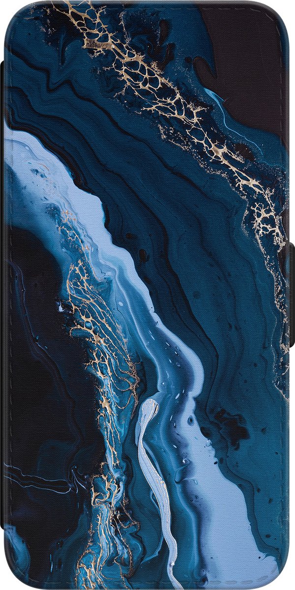 Leuke Telefoonhoesjes - Hoesje geschikt voor Samsung Galaxy S22 - Marmer lagoon blauw - Wallet Case met pasjeshouder - Marmer - Blauw