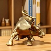 Breng Geluk en Welvaart in uw Kantoor met onze Gouden Stier Wall Street Bull Market Hars Ornamenten - Feng Shui Fortune Standbeeld voor Rijkdom - Prachtige Beeldjes voor Desktop Decoratie - Voeg een Vleugje Elegantie toe aan uw Kantoorinterieur