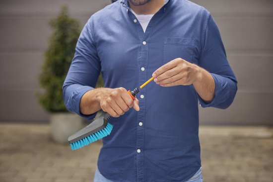 GARDENA Cleansystem handborstel S Hard - met slangaansluiting van GARDENA — afbeelding 3