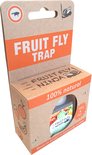 Kartonnen verpakking van "FRUIT FLY TRAP". Met een venster waar het flesje met fruitafbeelding zichtbaar is.