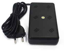 Isotronic® Ultrasone Marterverjager met LED-Flits - 230V - Voor Garage, Schuur, Zolder en Carport