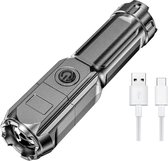 Led Zaklamp - USB Oplaadbaar - Inclusief USB Kabel - Waterdicht - Inzoombare Functie - 500 Meter - 18650 Batterij