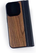 Houten design flip case, iPhone 15 Pro – Notenhout met zwart leer