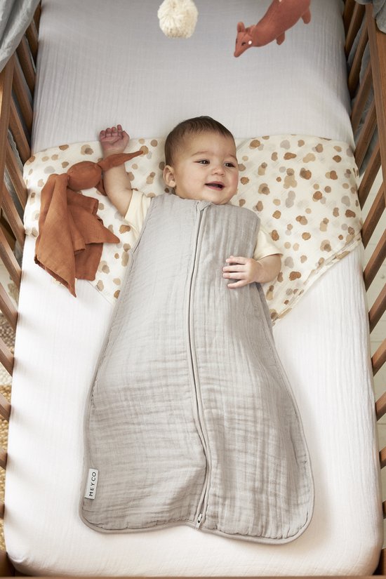 Meyco Baby Uni baby zomerslaapzak - pre-washed hydrofiel - greige - 70cm - 0.5 TOG — afbeelding 4