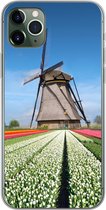 Geschikt voor iPhone 11 Pro Max hoesje - Molen tussen de tulpen in Nederland - Siliconen Telefoonhoesje