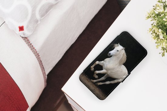 Étui pour téléphone iPhone 7 Bookcase - Paarden - Zwart - Portrait - Avec poches - Étui portefeuille avec fermeture magnétique
