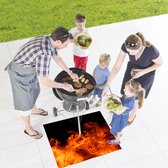 Tapis de sol BBQ Premium (80x95cm) Design Fire - Protection du sol - Résistant à la chaleur - Antidérapant - Protège vos sols extérieurs de la saleté et des inévitables taches de graisse - Durable et de haute qualité !