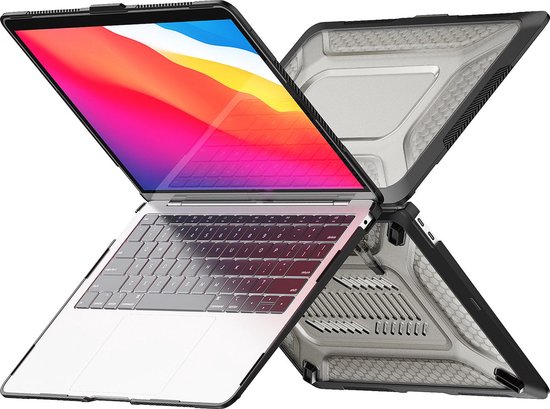 MacBook Air 13" avec coque Phreeze noire, ouvert avec l'écran orienté vers l'avant.