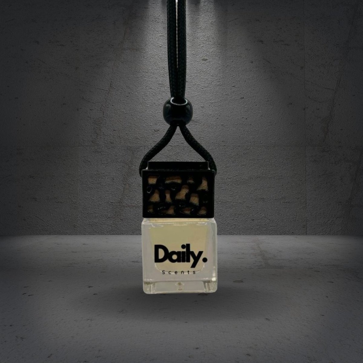 Goedkoopste Daily Scents - Autoparfum - Autogeur - Auto luchtverfrisser - Geurverfrisser - Mannengeur - Home Intens - Zwart - 8ml