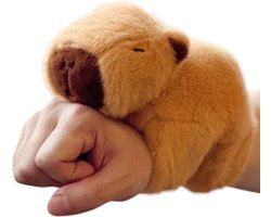 foto van Klikkopers® - Capybara Knuffel - Gordijnhouderring - Armbanden Speelgoed - Polsbandjes - 18CM