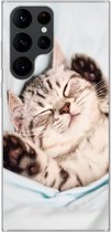 Telefoonhoesje Geschikt voor Samsung Galaxy S22 Ultra hoesje - Kitten - Grappig - Bed - Kinderen - Jongens - Meisjes - Kids - Siliconen Telefoonhoesje