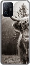 Geschikt voor Xiaomi 11T Pro hoesje - Schotse hooglander - Stier - Zwart - Wit - Siliconen Telefoonhoesje