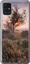 Geschikt voor Samsung Galaxy A52 5G hoesje - De heide bij zonsopgang - Siliconen Telefoonhoesje