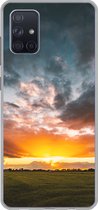 Geschikt voor Samsung Galaxy A51 5G hoesje - Zonsondergang boven een weiland in Nederland - Siliconen Telefoonhoesje