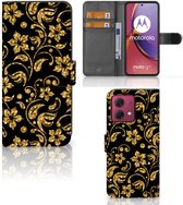 Telefoonhoesje Geschikt voor Motorola Moto G84 Bookcase Cadeau voor Oma Gouden Bloemen