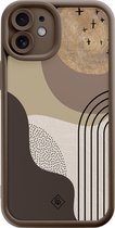 Casimoda® hoesje - Geschikt voor iPhone 11 - Abstract Almond Shapes - Effen telefoonhoesje met lensbescherming - TPU - Backcover - Bruin/beige