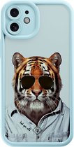 Casimoda® hoesje - Geschikt voor iPhone 12 - Tijger Wild - Effen telefoonhoesje met lensbescherming - TPU - Backcover - Blauw