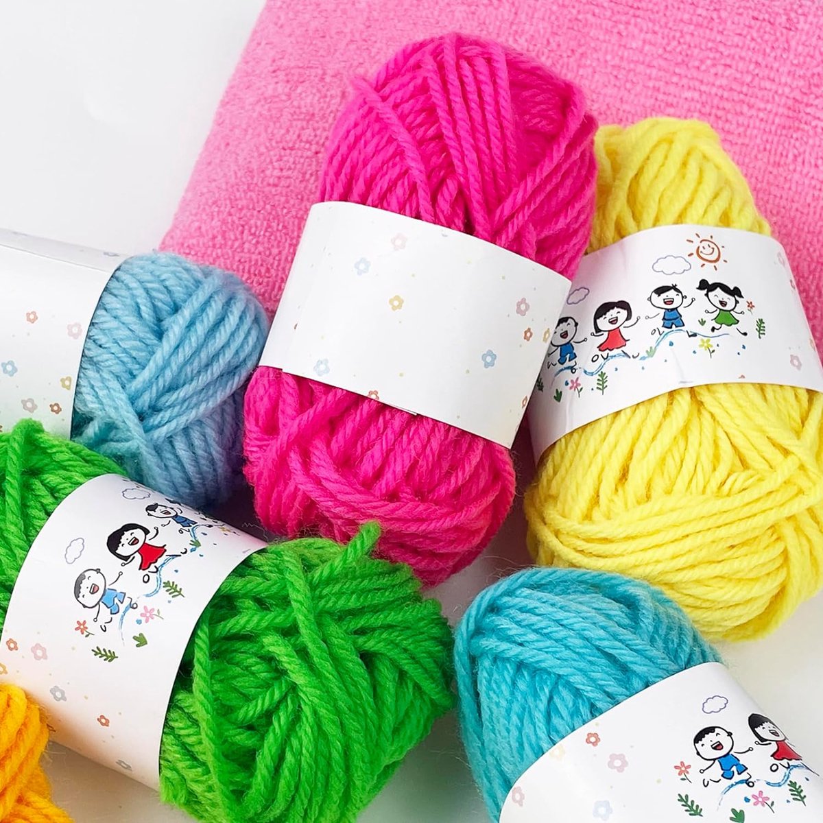 Breiwol - acryl haakgaren, 12 x 50 g, verschillende kleuren