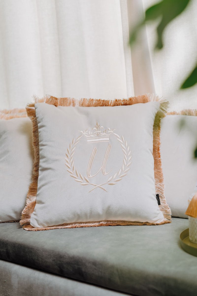 Embroidered pillow / personalised pillow / monogram pillow / decorative cushion 40x 40 beige velvet letter U