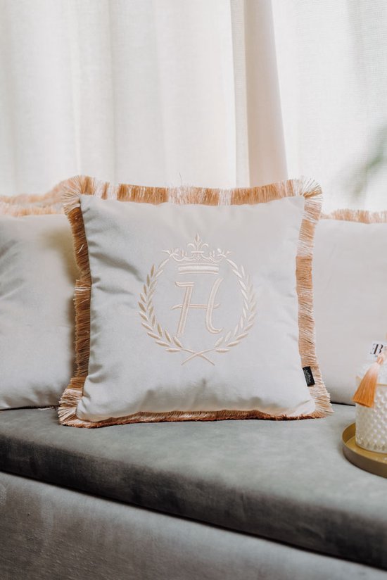 Embroidered pillow / personalised pillow / monogram pillow / decorative cushion 40x 40 beige velvet letter H