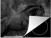 KitchenYeah® Inductie beschermer 77x59 cm - Galopperend paard - zwart wit - Kookplaataccessoires - Afdekplaat voor kookplaat - Inductiebeschermer - Inductiemat - Inductieplaat mat