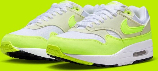 Sneakers Nike Air Max 1 "Volt Suede" - Maat 42.5