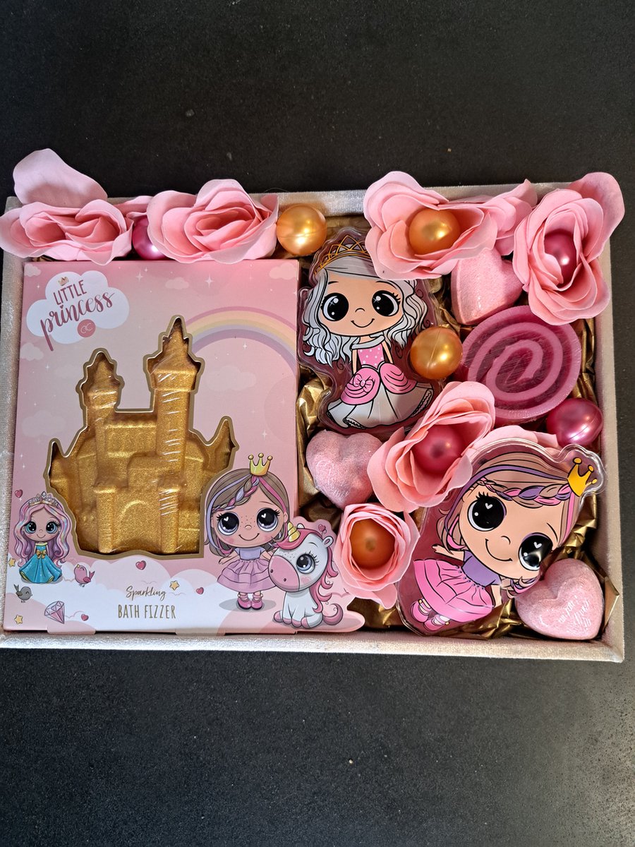 Goedkoopste geschenk set little princess - roze - badfizzer goud - hartjes bruisbal - douche gel - zeeproosjes - bad parels - leuk geschenk kinderen