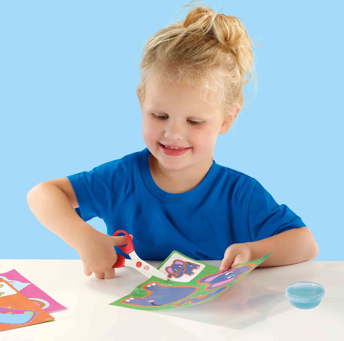 SES Creative Ik Leer Knippen en Plakken met Kinderschaar - Vanaf 3 Jaar - Stickeren - Schoencadeautjes Sinterklaas — cadeau in Spellen & Speelgoed - foto 4