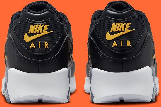 nike shoes double swoosh