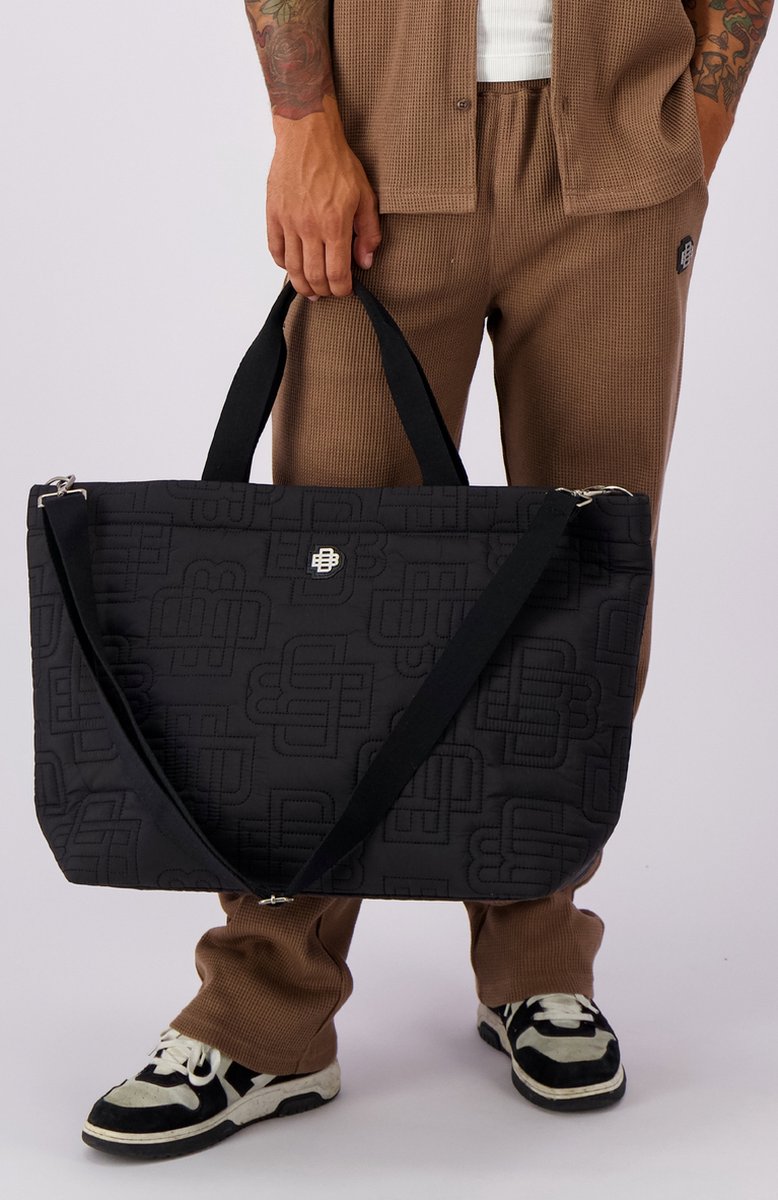 MONOGRAM QUILTED TOTE BAG | bol