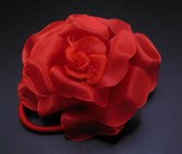 1 Grande rose avec pince canard + élastique rouge brillant