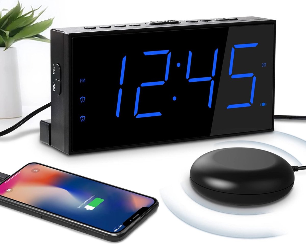 Extra Luide Wekker met Bed Vibratie - Wekkeralarm voor Diepe Slapers en Slechthorenden - Dubbele Wekker - Groot Display - USB Oplader - Dimmer - Slaapstand