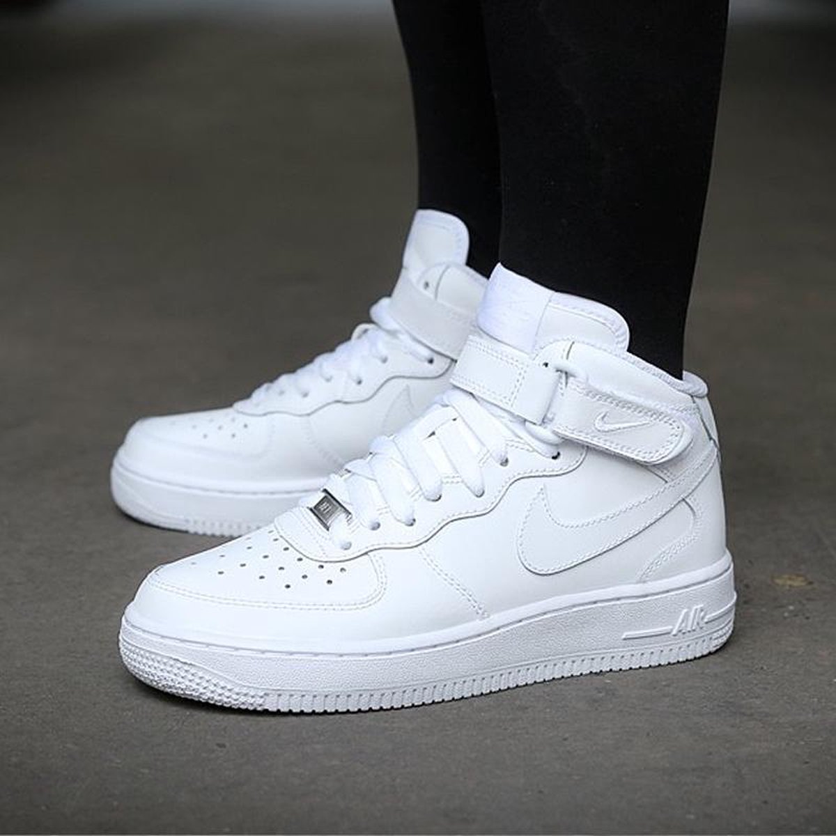 Nike Air Force 1 Mid GS Boys 314195 113 Wit;Wit maat 36.5 | bol.com