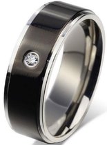 Schitterende Zwart Zilver Ring met Zirkonia Steentje | Damesring | Herenring | 20,75 mm. Maat 65