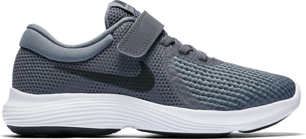 nike revolution 4 kids grey