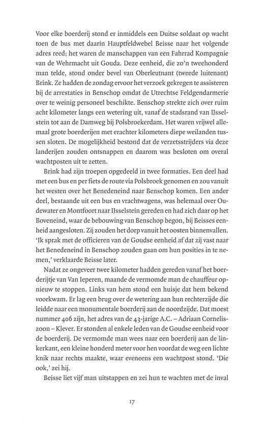 Pagina uit een boek met tekst over de Tweede Wereldoorlog.