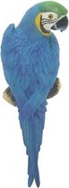 Dierenbeeld blauwe ara papegaai vogel 31 cm tuinbeeld hangdecoratie - Tuindecoraties - Dierenbeelden