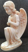 Albast Beeld van een Liefdevolle Engel, H33-Br15-D20cm